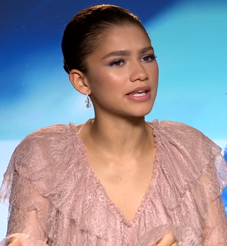 Everything you need to know about Zendaya Hair? Is Zendaya Hair Natural? 