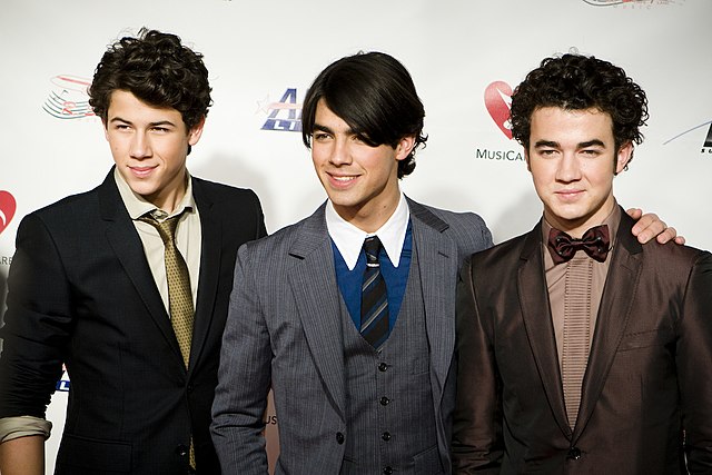 Are Joe Jonas And Nick Jonas Related? Are they siblings? 