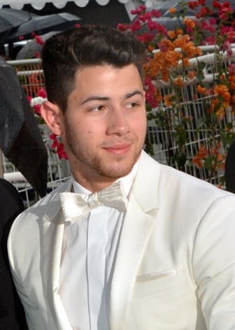 How rich is Nick Jonas? How much net worth Nick Jonas have? 
