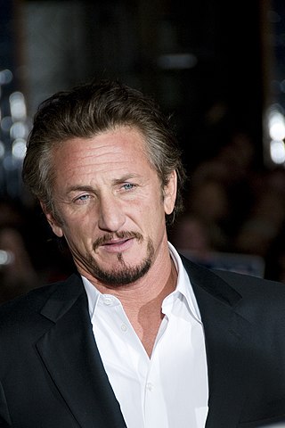 Let's see Madonna’s First Husband: Sean Penn. 