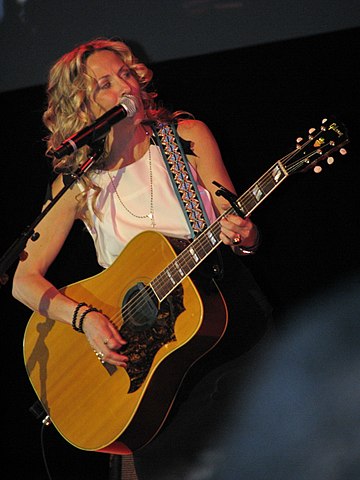 Sheryl Crow is Currently Meta-Religious. Is it true? 
