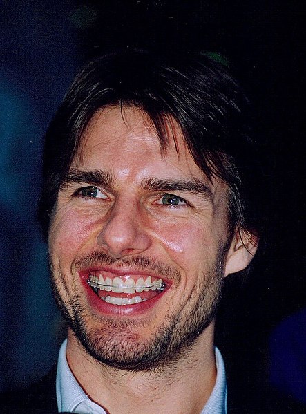 What is Up With Tom Cruise's Teeth? Let's see his beautiful smile with teeth. 