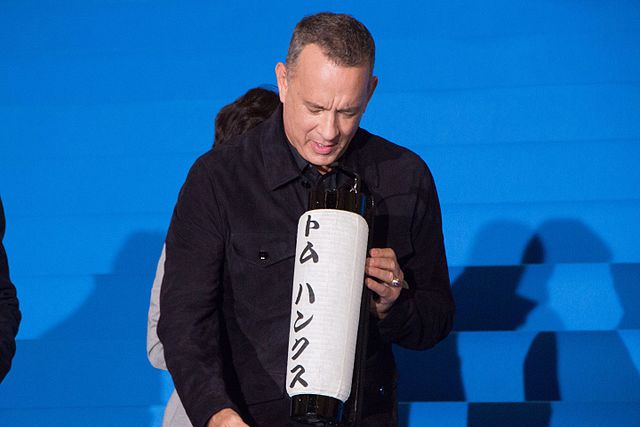 Did Tom Hanks Give Up His American Citizenship? Let's see the truth. 
