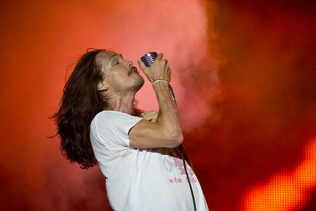 Is Brandon Boyd Married? Who is Brandon Boyd's Wife? Let's see. 