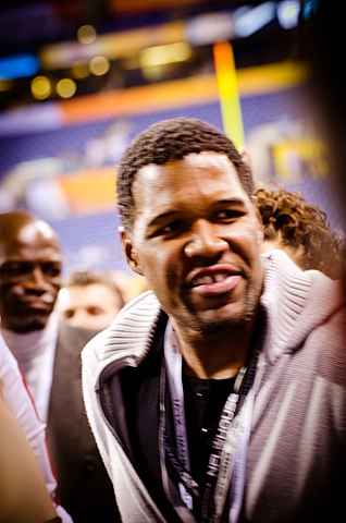 Sone unknown facts about Michael Strahan’s Teeth Gap. 