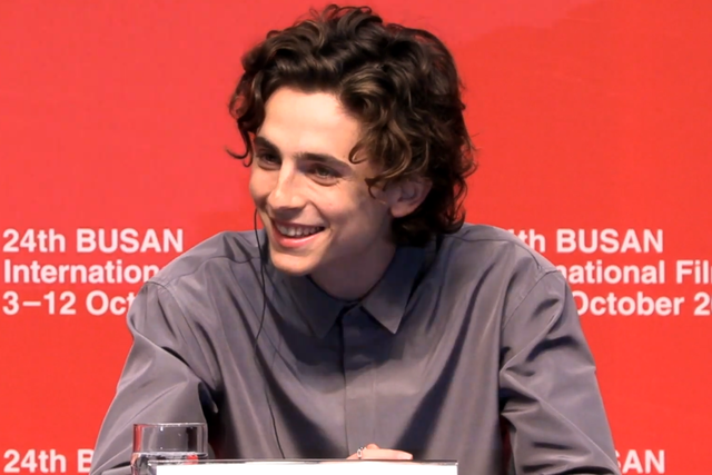Who's Timothee Chalamet dating in 2022? Does he have any girlfriend? 